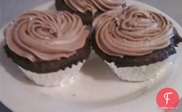 Cupcakes de Chocolate com cobertura de caramelo