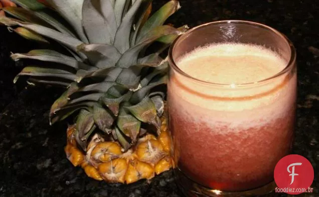 Ponche De Verão (Abacaxi, Morango, Suco De Uva)