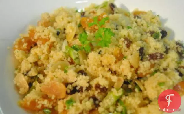 Salada de cuscuz doce e picante