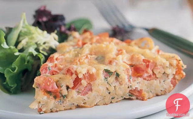 Fritada com espaguete e tomate