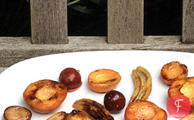 Fruta Grelhada De Verão