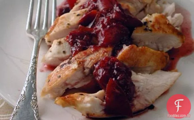 Frango grelhado com molho de Pinot-ameixa