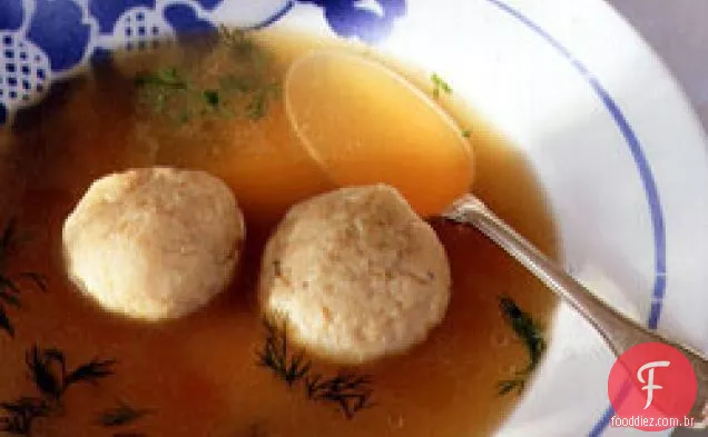 Tia Gillie's Matzo ball Soup