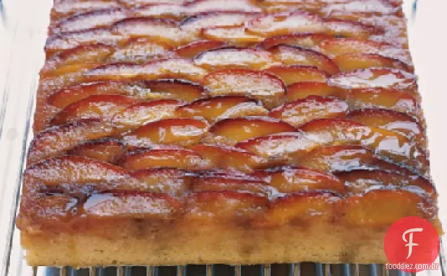 Bolo De Ameixa De Cabeça Para Baixo