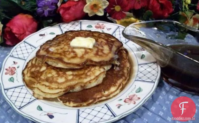 Panquecas De Maçã Com Xarope De Maçã