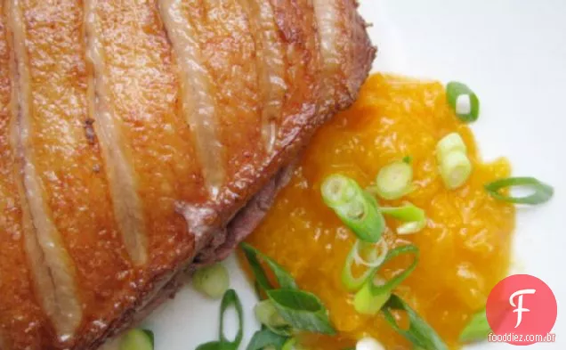 Ceia de domingo: peito de Pato queimado e compota de Damasco