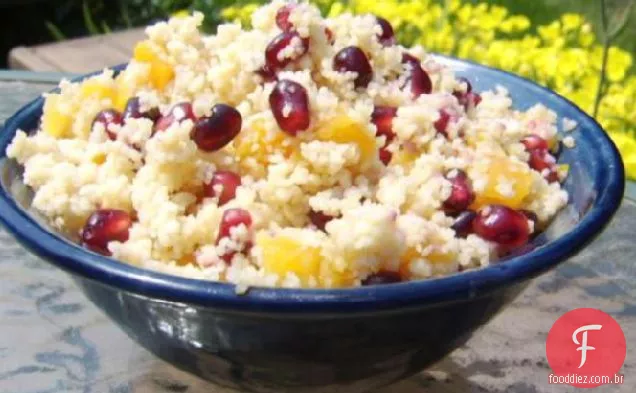 Salada de cuscuz e romã