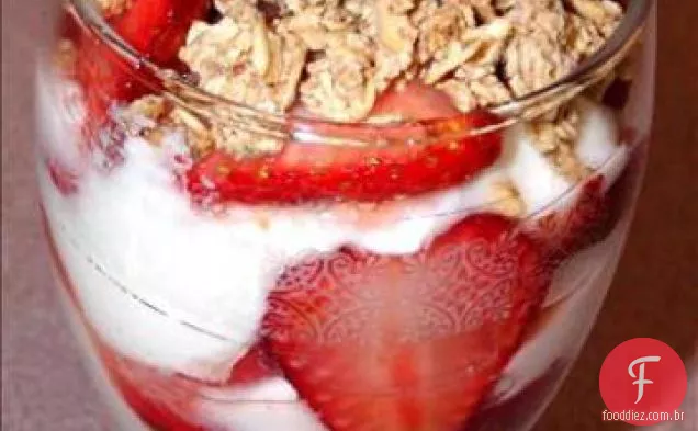 Brunch De Morango Parfait