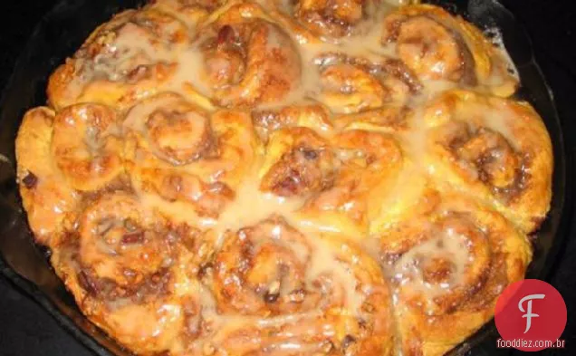 Rolos De Canela Feitos Com Biscoitos Congelados