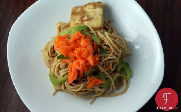 Macarrão De Amendoim Picante