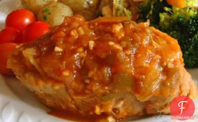 Bifes de costeleta de porco picante e doce para dois