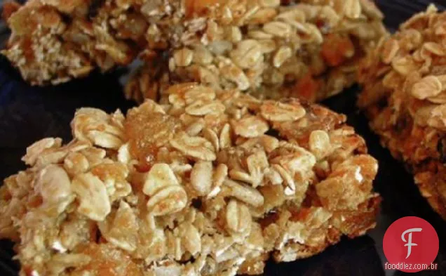 Fruity Granola Energy Bars