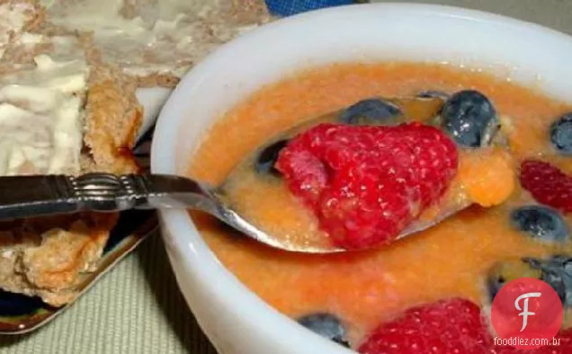 Sopa De Frutas Fácil E Scones De Trigo Integral