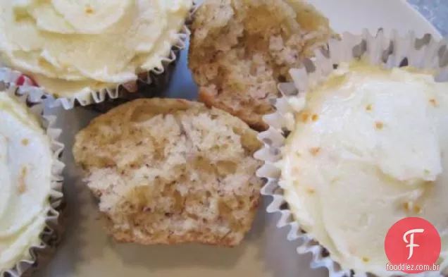 Vegan Banana Cupcakes