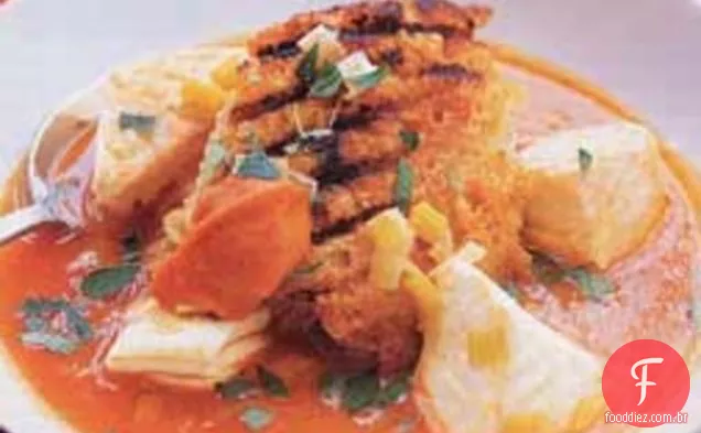 Sopa de peixe com pão e Rouille