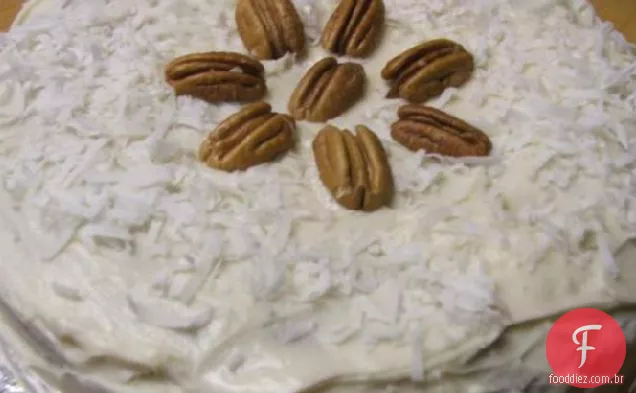 Bolo De Camada De Banana Com Cobertura De Cream Cheese
