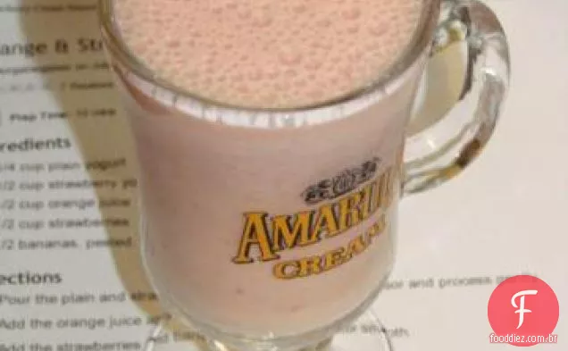 Smoothie De Creme De Laranja E Morango