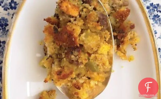 Pão De Milho E Recheio De Salsicha