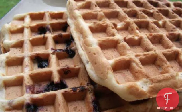 Waffles de Banana (sem glúten e Vegano)