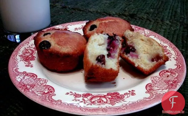 Biscoitos de chá de presunto com mostarda de amora ou manteiga de erva de limão