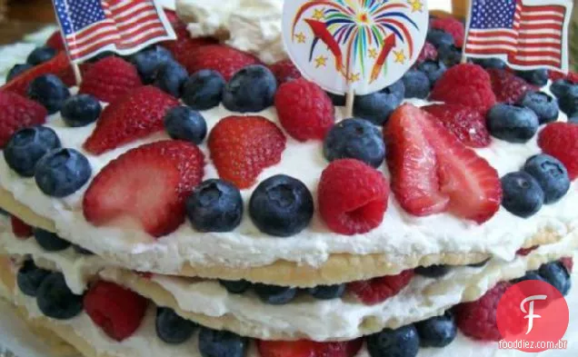 Berries ' N ' Cream Torte