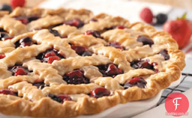 Ozark Mountain Berry Pie