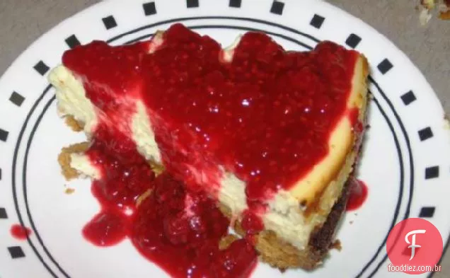 Cheesecake De Limão Delicioso Com Molho De Framboesa