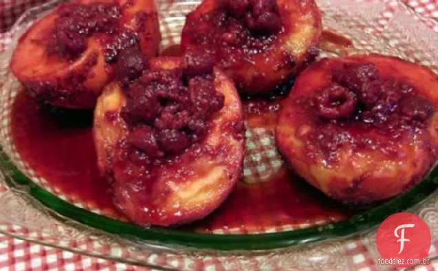 Pêssegos grelhados com framboesas