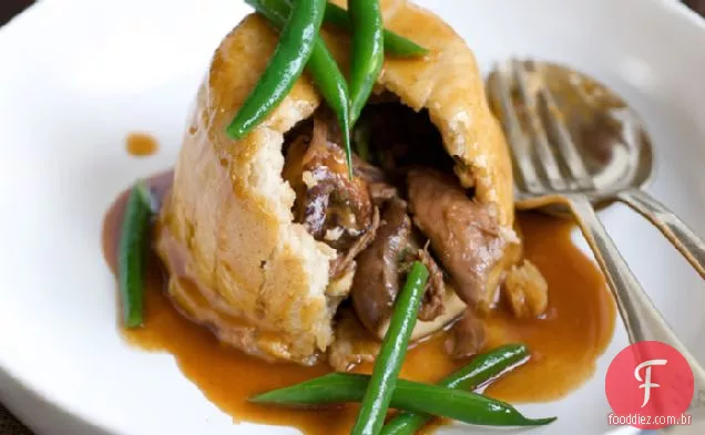 Pudim De Suet De Cogumelos De Veado E Castanha