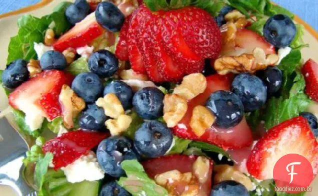 Salada verde vermelha, branca e azul (Berry) 