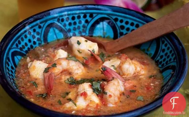 Ensopado de peixe Brasileiro (Moqueca de Peixe)