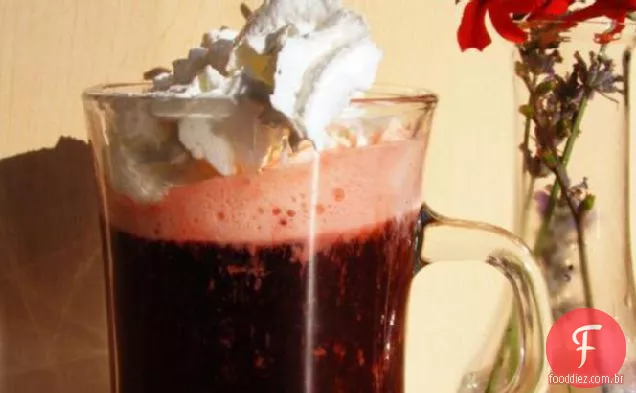 Bella Notte-café com framboesa Di Amore e chantilly!