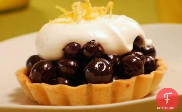 Torta de mirtilo com Chantilly creme
