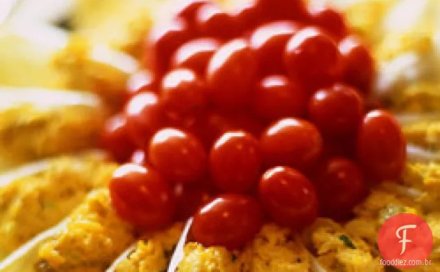 Lanças Endívia Belgas Com Salada De Caranguejo Com Curry