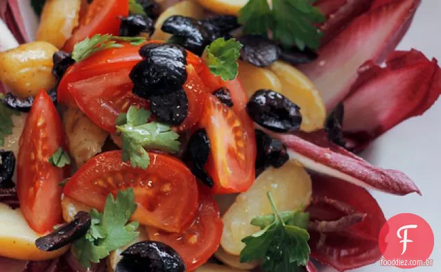 Chicória Vermelha, Batatas Novas E Tomates