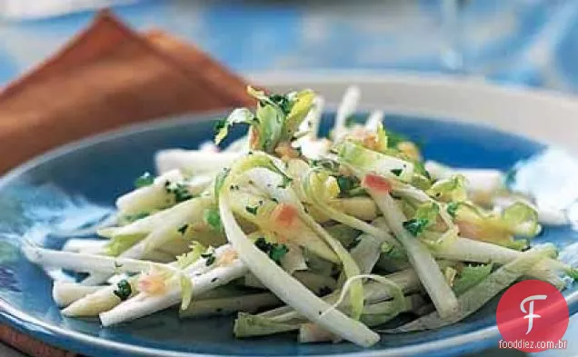 Salada de endívia e maçã belga