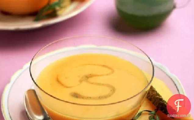 Sopa de melão gelada com xarope de estragão
