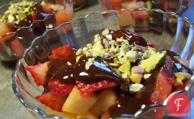 Frutas De Verão Com Tahini Ganache