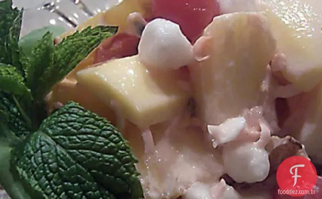 Salada De Frutas Tropicais Apaixonadamente Rosa