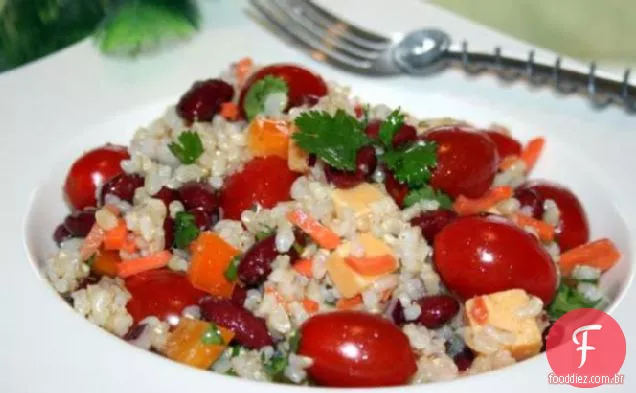 Salada de feijão e arroz confete