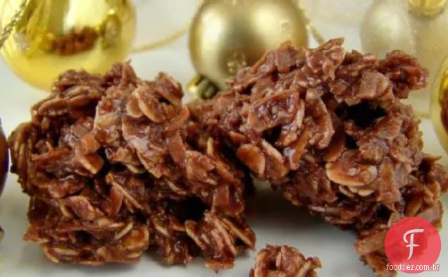 Biscoitos De Natal De Chocolate (Sem Assar)