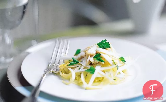 Funcho-e-Endive Slaw com caranguejo