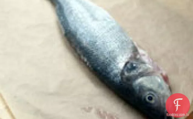 Jantar hoje à noite: Pesce Salt-Baked per Due