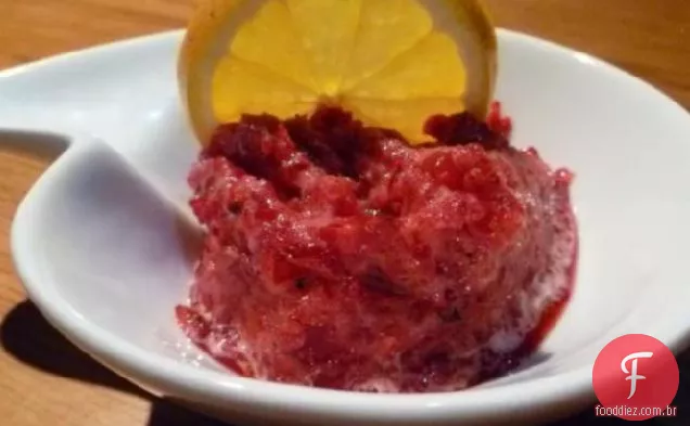 Sorvete De Abacaxi Com Cranberry