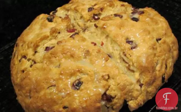 Pão De Refrigerante De Cranberry Com Esmalte De Limão