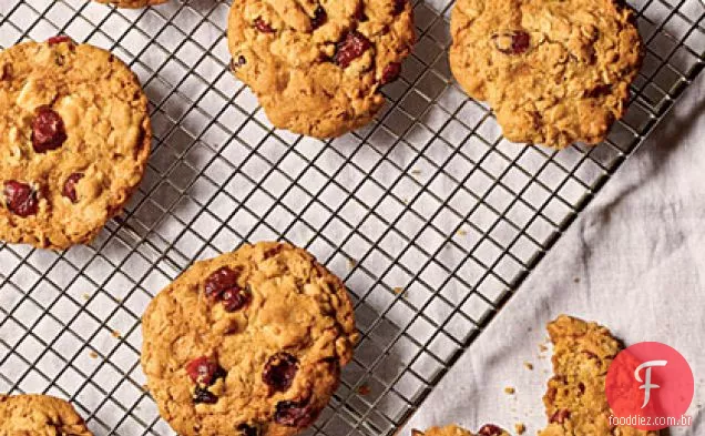 Biscoitos de aveia com Cranberries encharcados de laranja