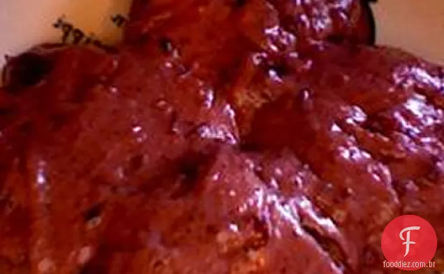 Rissóis de peru com molho de Creme De Cranberry