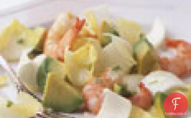 Salada de abacate, camarão e Endívia