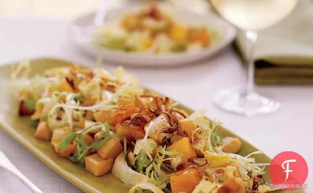 Salada de raiz-vegetais assada com caquis