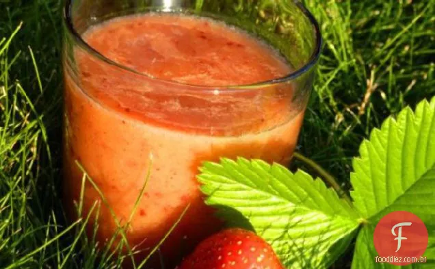 Smoothies De Morango Pêssego